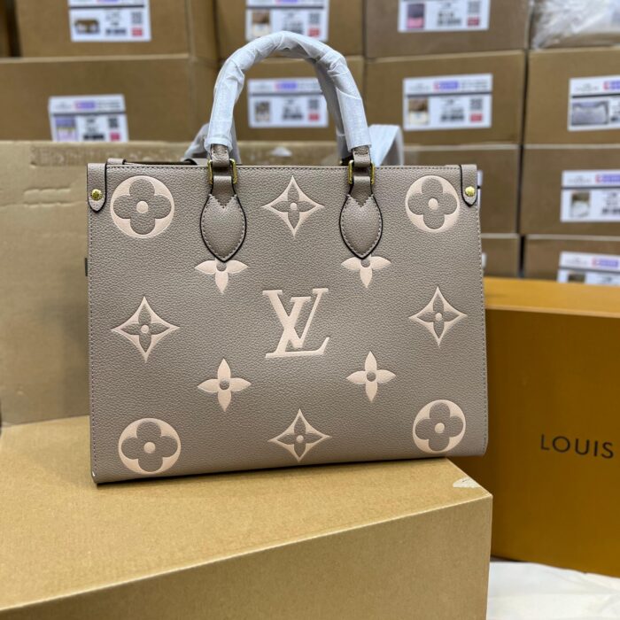 LOUIS VUITTON ON-THE-GO MM SIZE